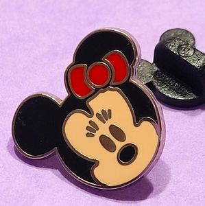 Disney pin: Minnie Mouse 🐭 Cuties
